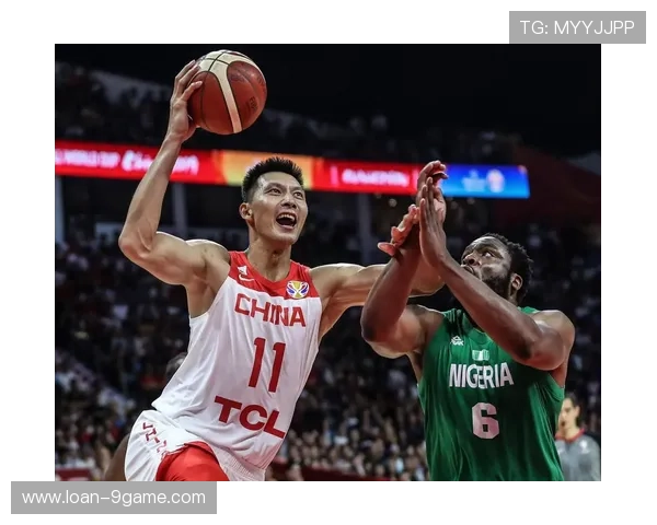 当足球巨星换上篮球球衣展现跨界运动员的别样风采